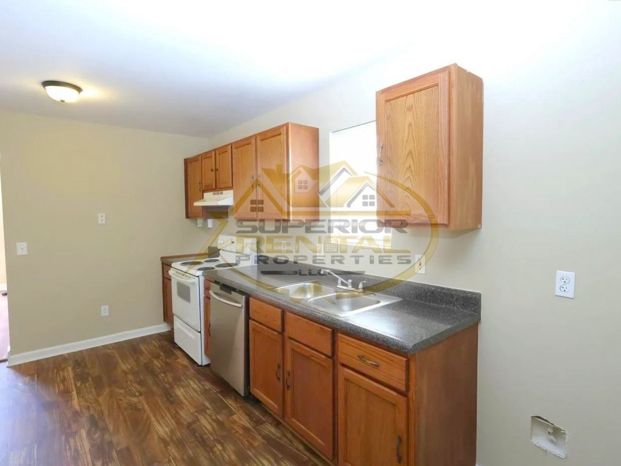515 Summit Terrace Ct #1 - Photo 6 of 42
