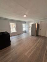 featured image of 14 Maple St
