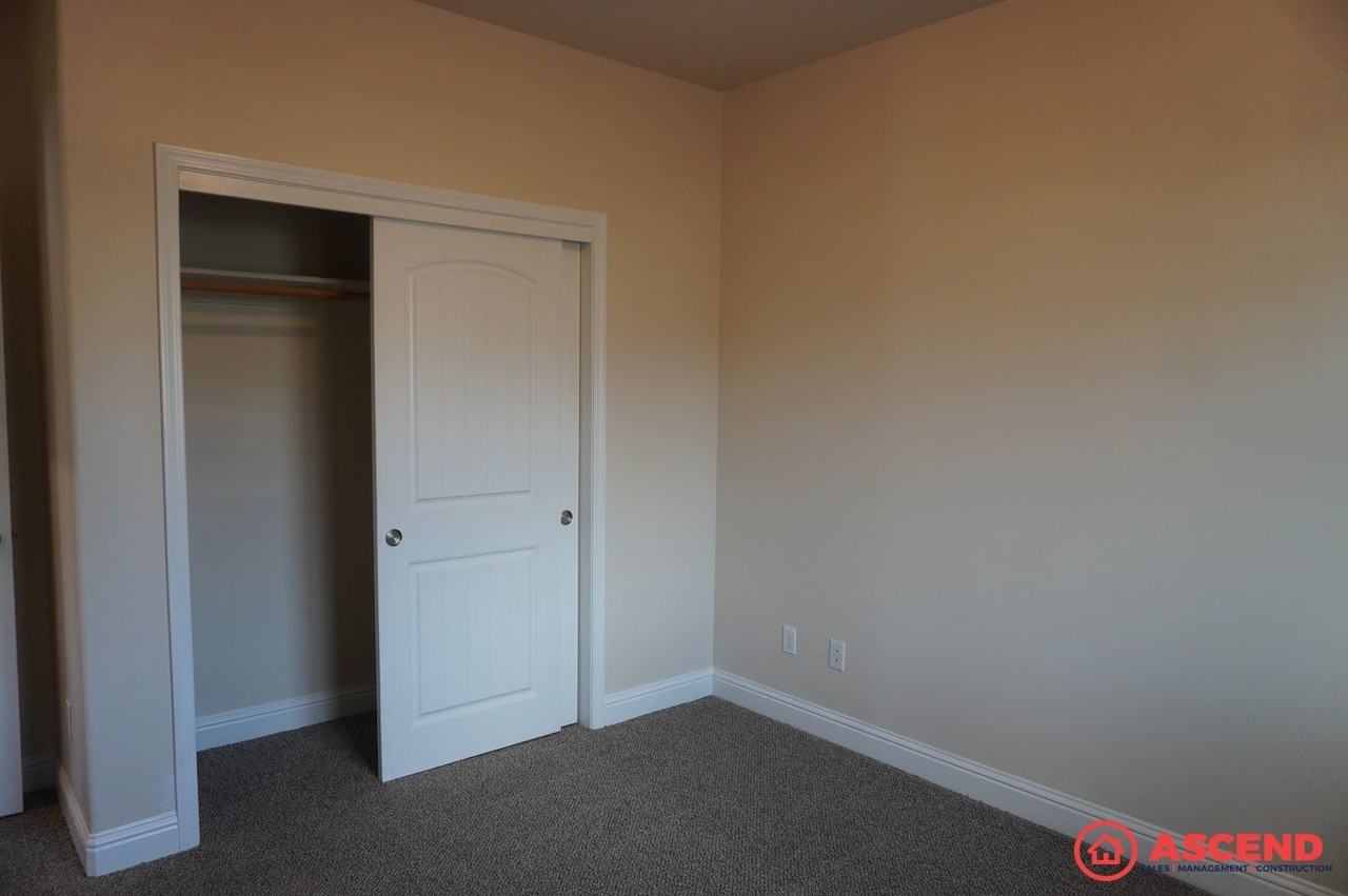 7209 Conduit St - Photo 6 of 12