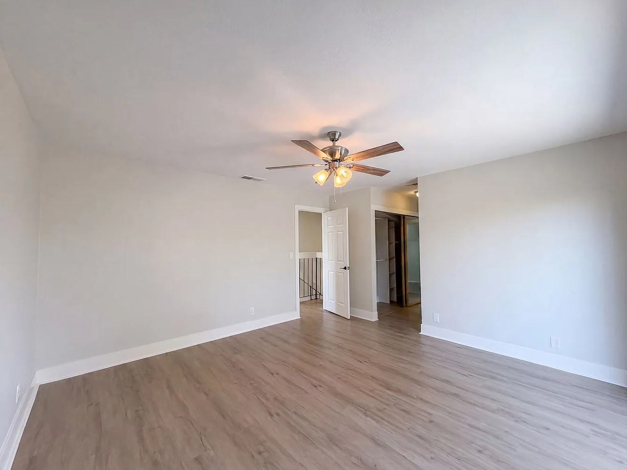 6005 La Castana Way - Photo 4 of 8