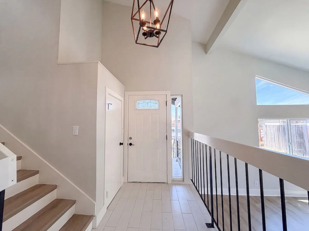 6005 La Castana Way - Photo 6 of 8
