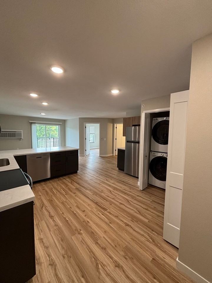 Hillside II Apartments - Photo 6 of 50