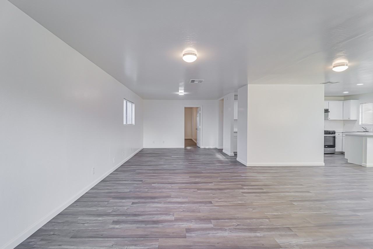 620 Huskey Dr #1 - Photo 3 of 44