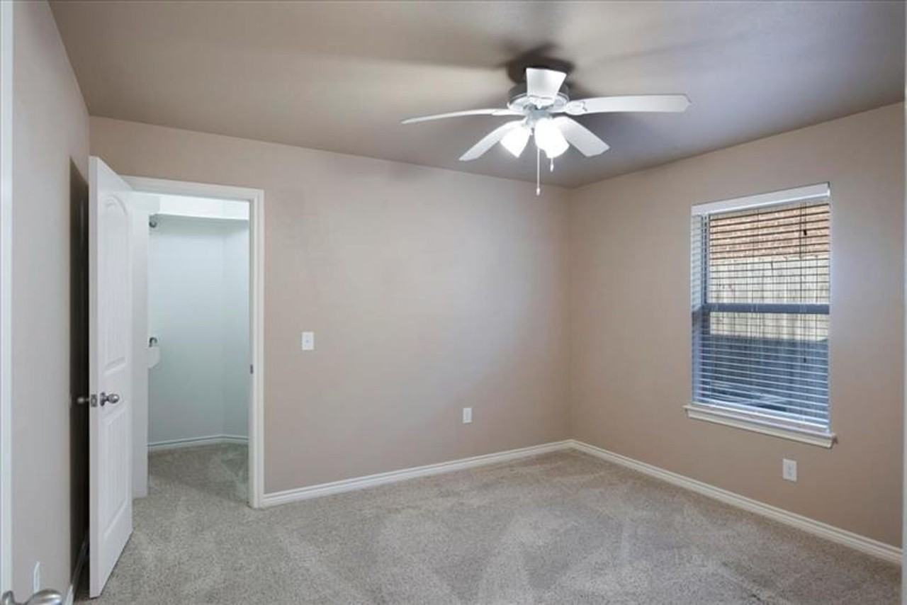 4013 Stonebridge Dr - Photo 7 of 21