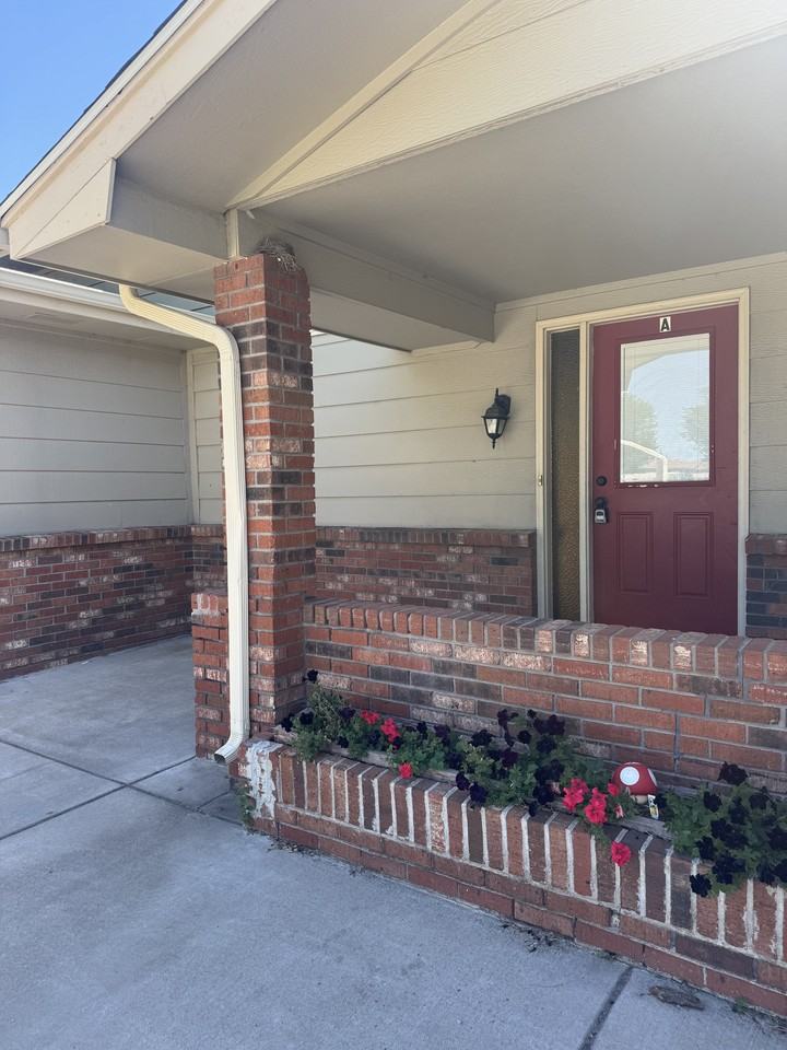 2314 Rosebud Dr #A - Photo 2 of 21