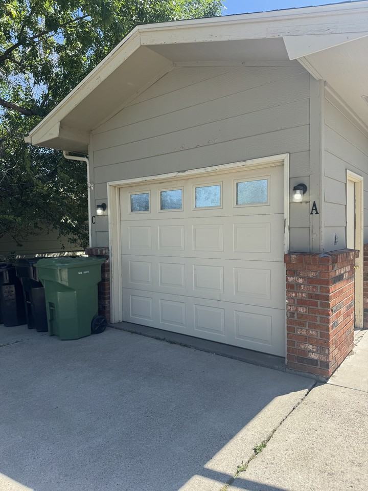 2314 Rosebud Dr #A - Photo 3 of 21