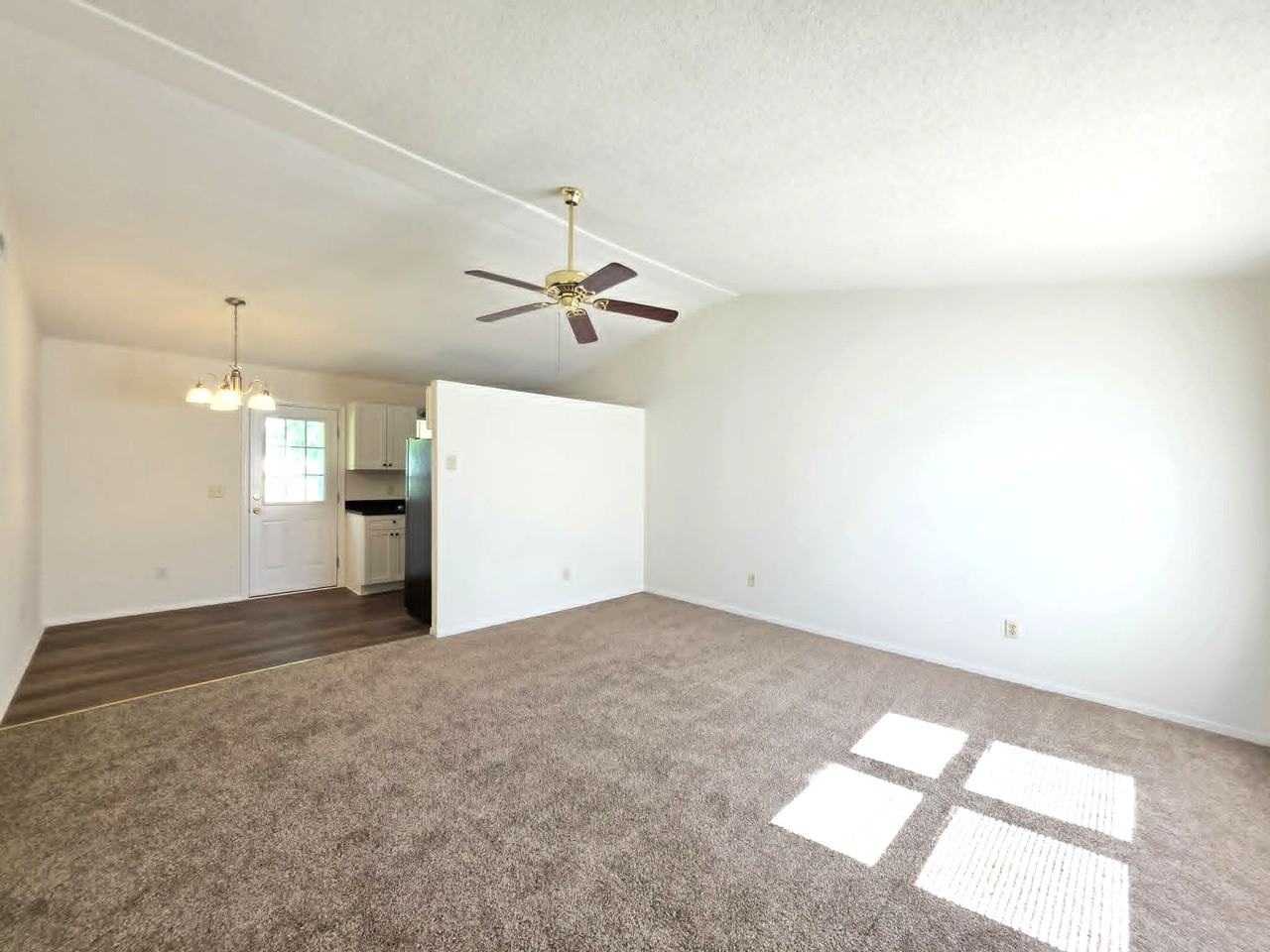 609 Hammond St #1 - Photo 5 of 20
