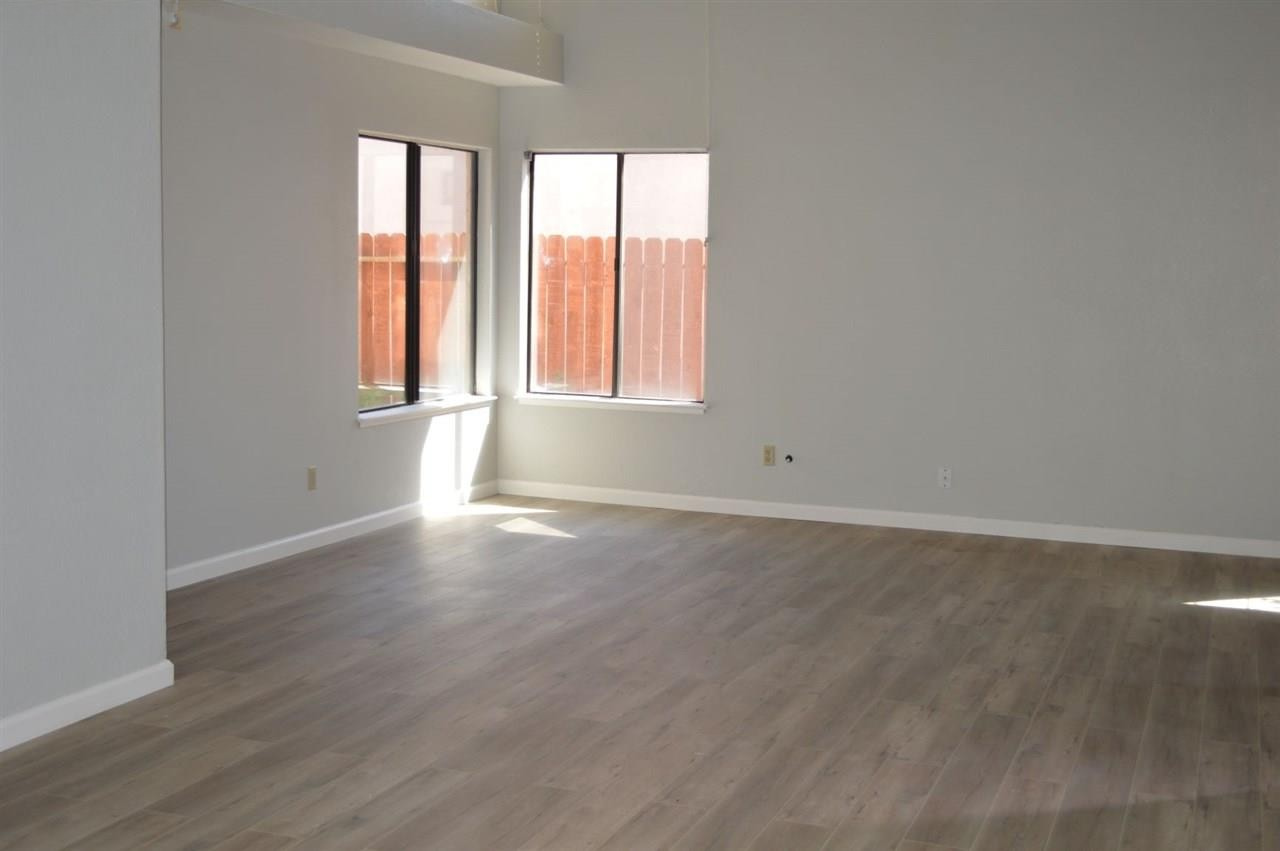 217 Mitchum Dr #1 - Photo 2 of 12