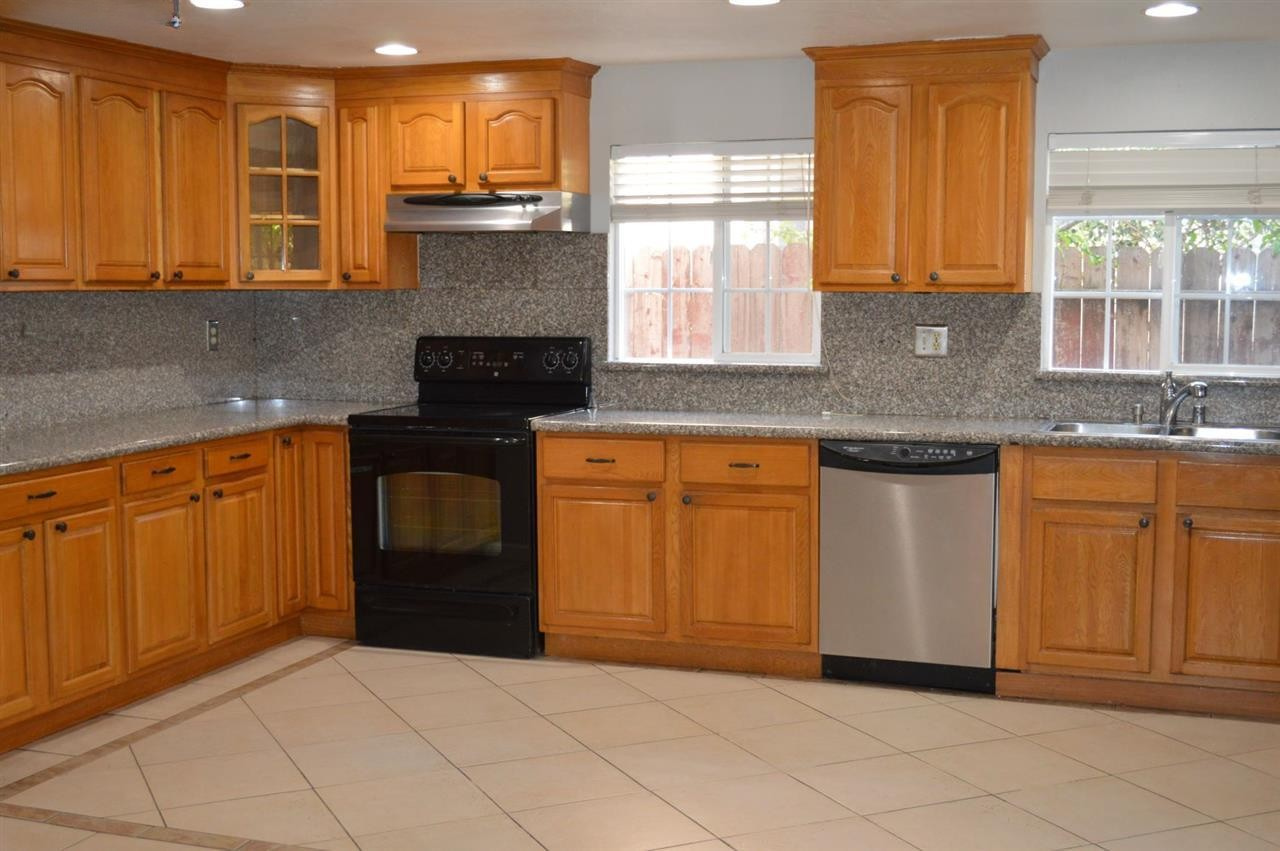 217 Mitchum Dr #1 - Photo 5 of 12