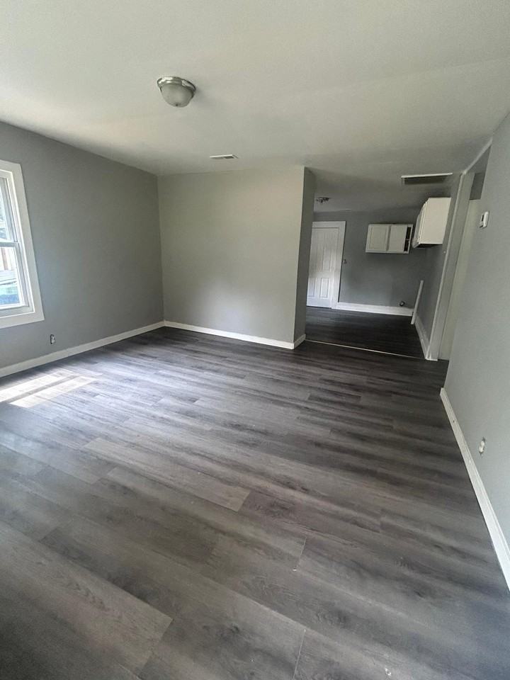1812 Wilson W Lee Blvd #1 - Photo 3 of 10