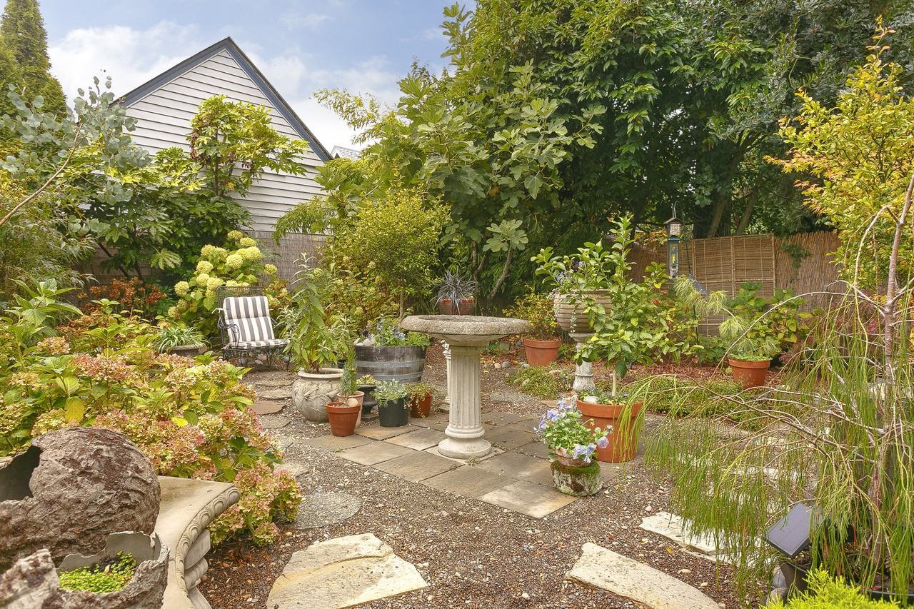 1215 N Holman St #1 - Photo 4 of 20