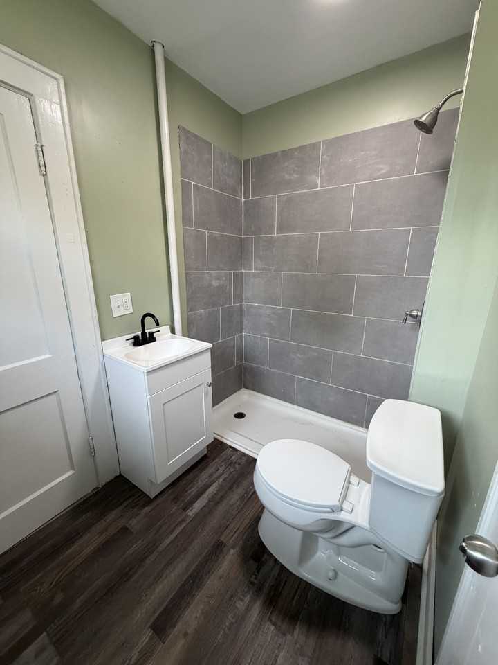 714 Henderson Ave #1 - Photo 7 of 16