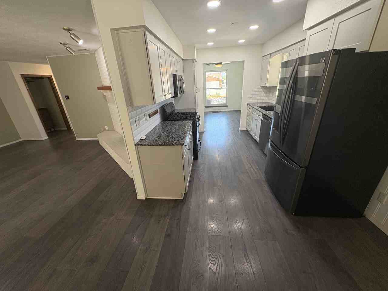 7116 Ticonderoga Rd Ne #1 - Photo 6 of 32