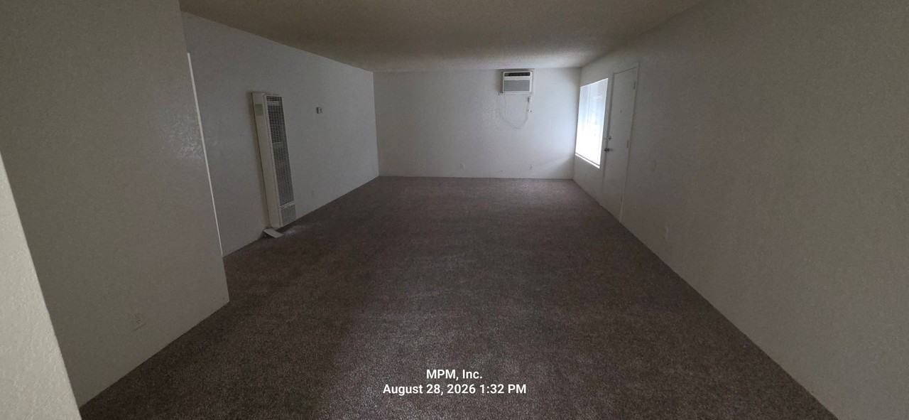3411 Spring Street Apts - Photo 2 of 22