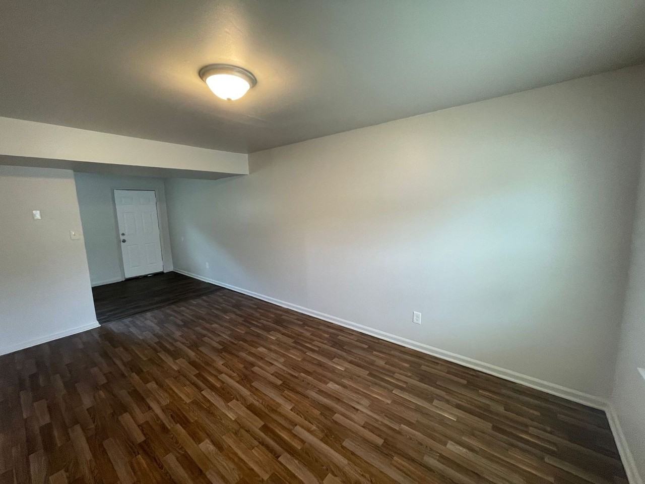 Chesterfield Court - Photo 2 of 27