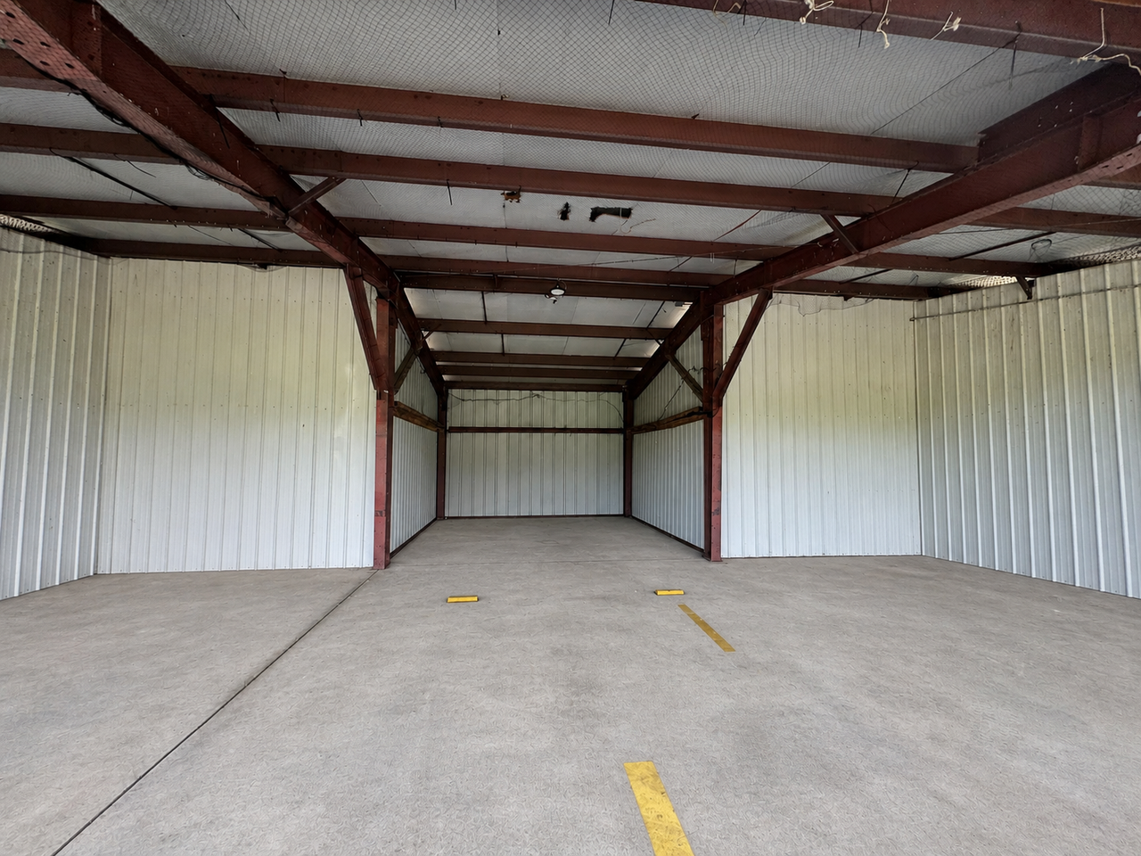 65 Windsock Lane - Open T-Hangar - 4 - Photo 3 of 6