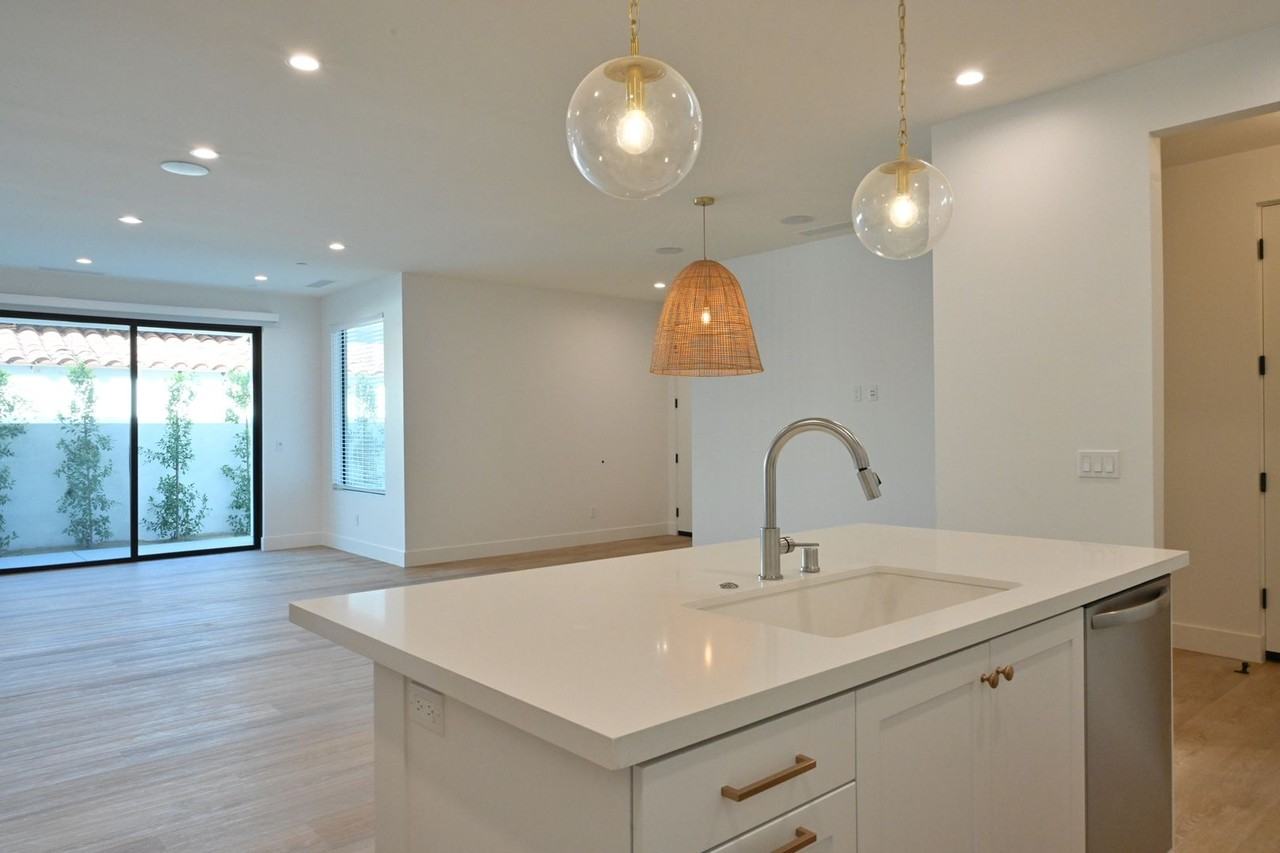 52795 Avenida Navarro - Photo 2 of 34