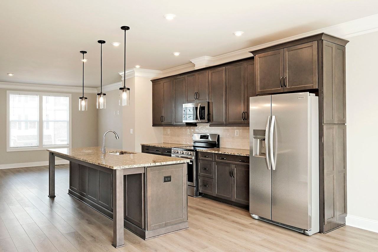 4012 4012 Talen Ln - Photo 4 of 22