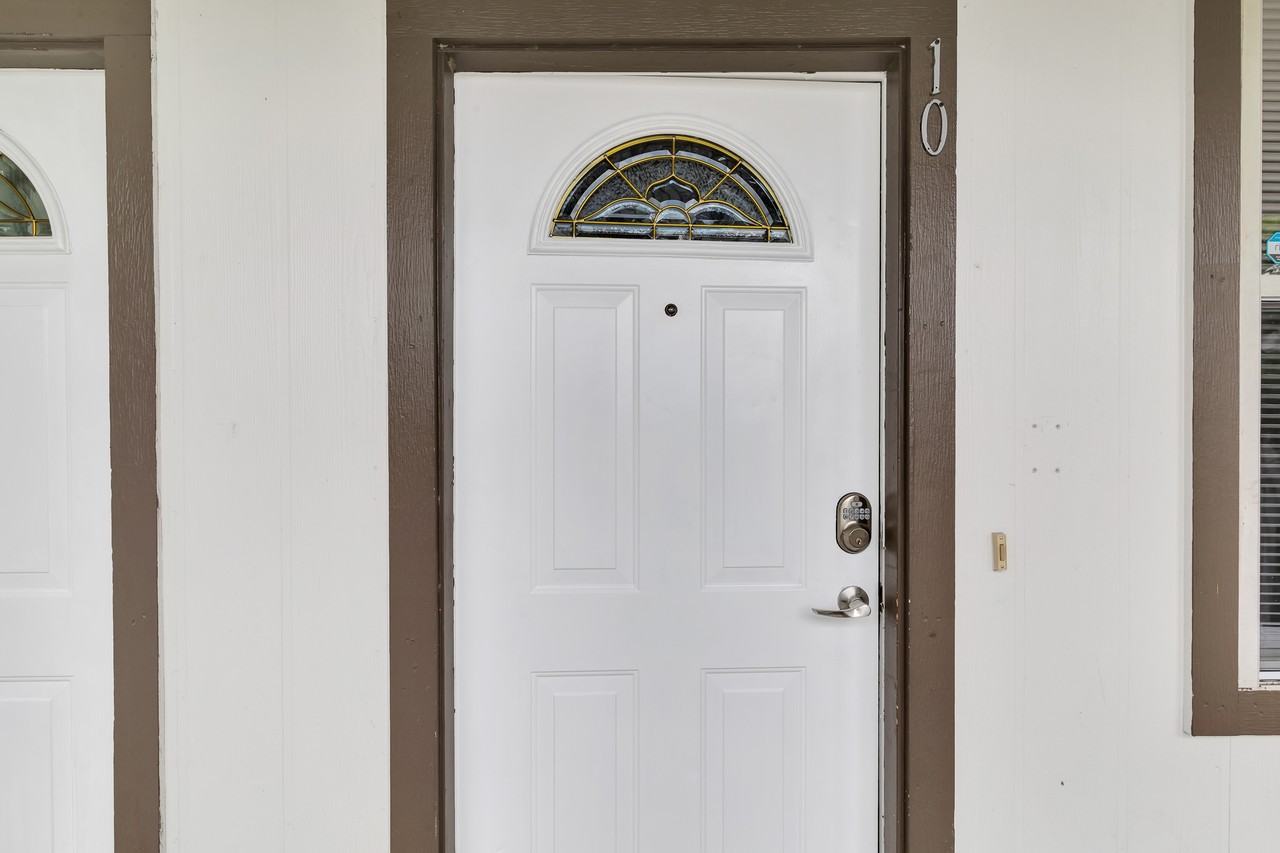 6519 West Newberry RoadUnit A10 #1 - Photo 5 of 50