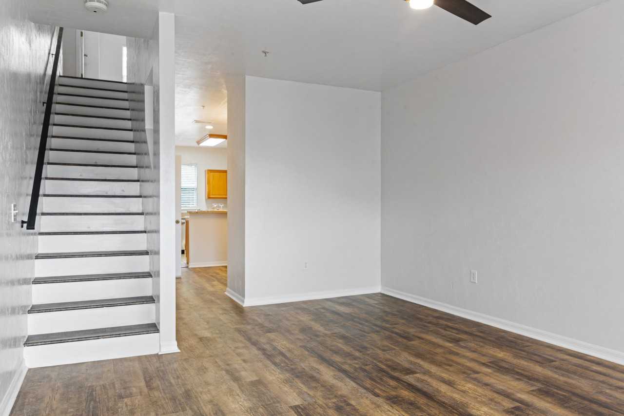 6519 West Newberry RoadUnit A10 #1 - Photo 6 of 50