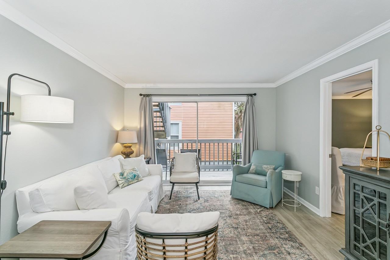 1650 Via De Luna Dr #B3 - Photo 3 of 21