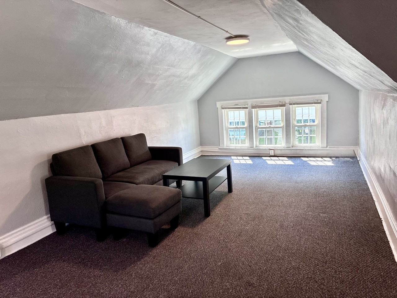 275 S 7th St #1 - Photo 7 of 7