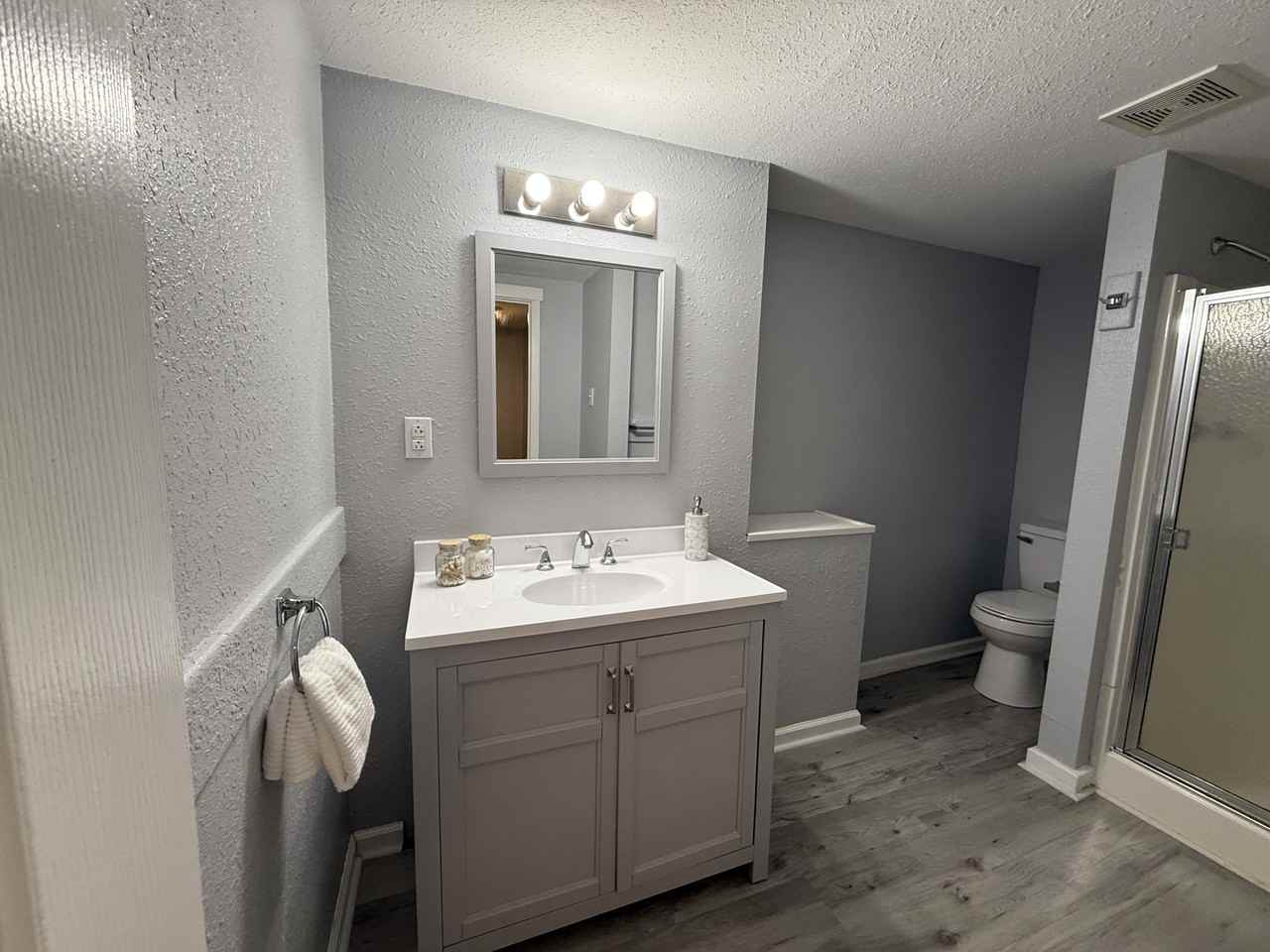 37 S 10th St #1 - Photo 5 of 10