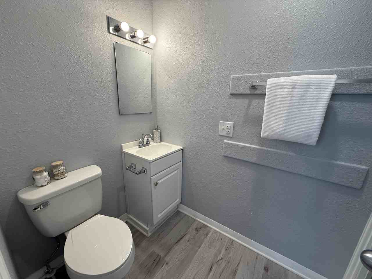 41 S 10th St #1 - Photo 4 of 9