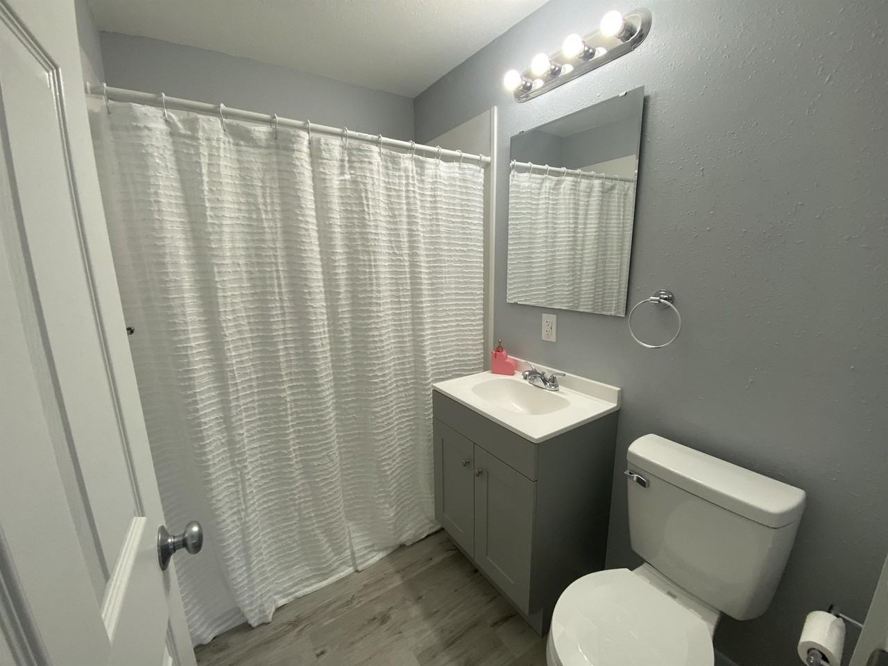 633 South Ave #1 - Photo 5 of 8