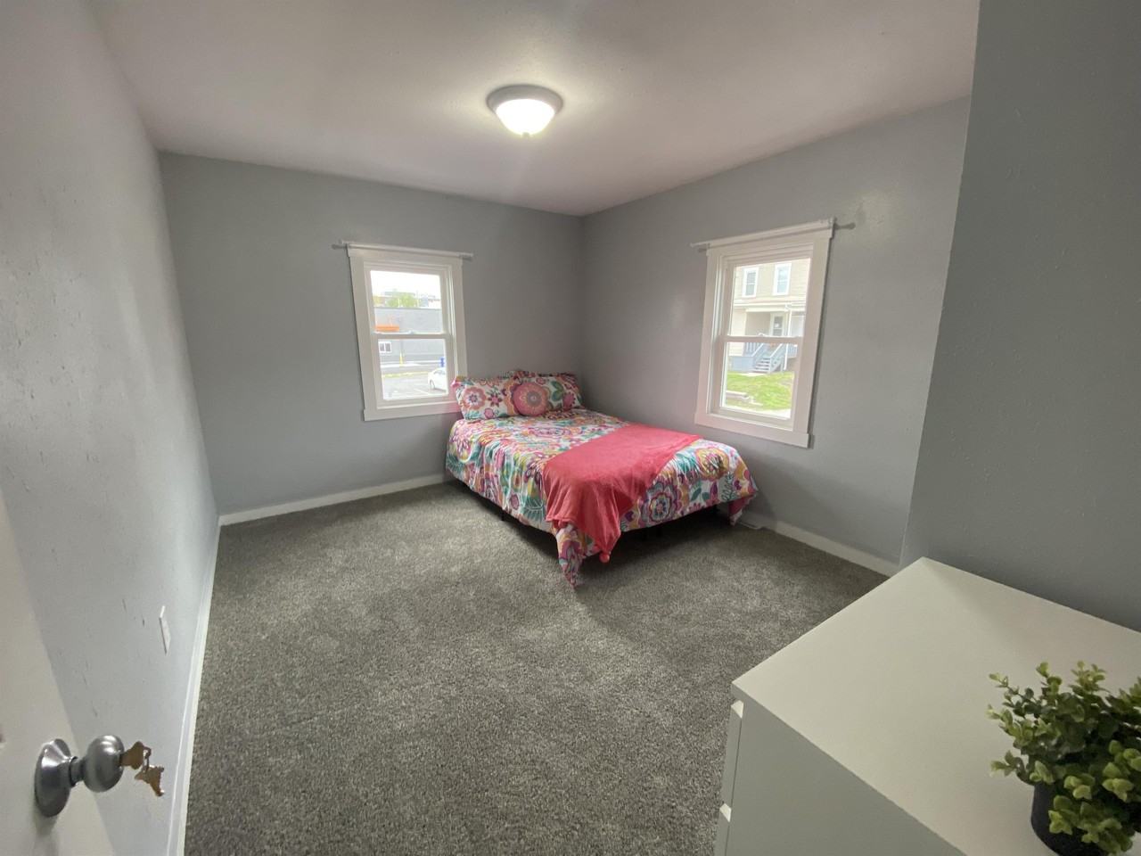 633 South Ave #1 - Photo 7 of 8