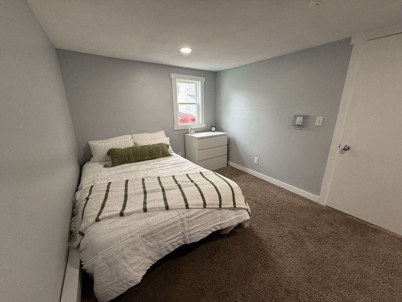 Locust St #1 - Photo 5 of 6