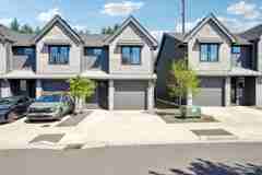 13203 Ne 71st Pl - Photo 1 of 1