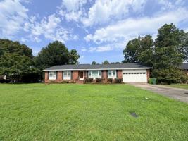 featured image of 839 Malibu Dr