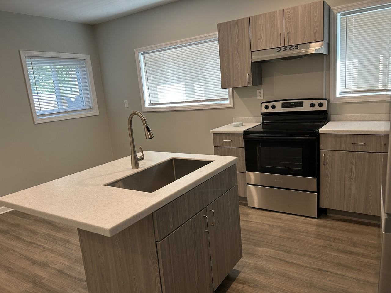 529 Main St Lowr #1 - Photo 2 of 22