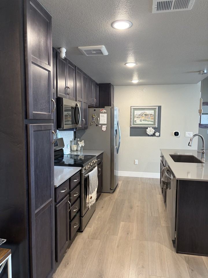 856 Birdwhistle Ln #1 - Photo 5 of 25