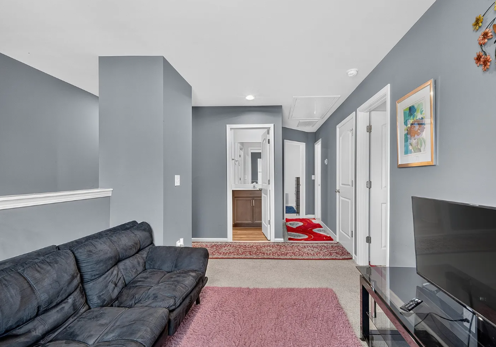 200 Renwick Dr #1 - Photo 3 of 11