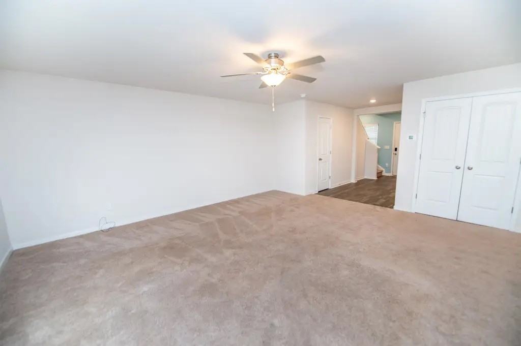 2228 Southlea Dr #1 - Photo 4 of 20