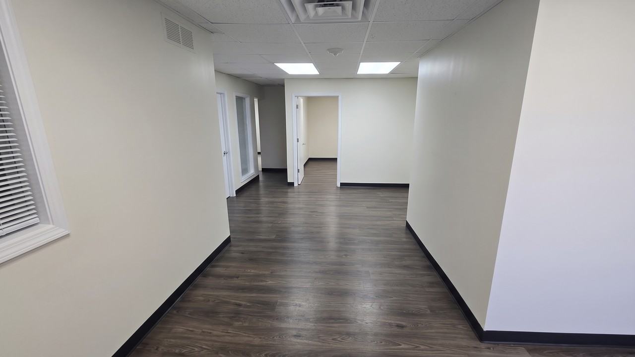 815 Office Park Rd #09 - Photo 4 of 11