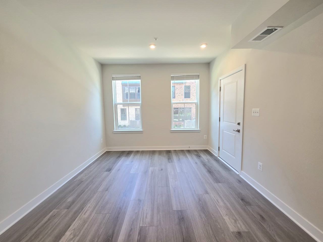 4540 Dandelion Loop #1 - Photo 4 of 47
