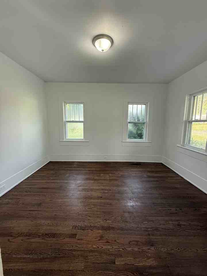 929 Jackson Blvd #1 - Photo 6 of 10