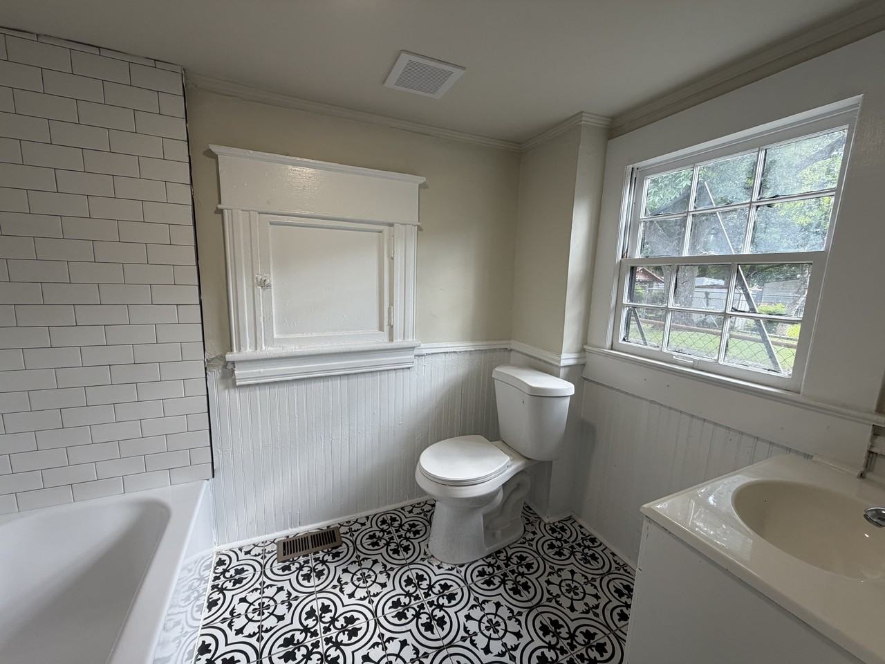 1814 20th Street Ensley #1 - Photo 6 of 11