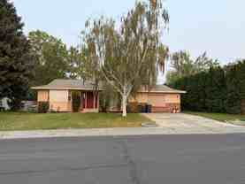 2137 S Belair Dr - Photo 1 of 1