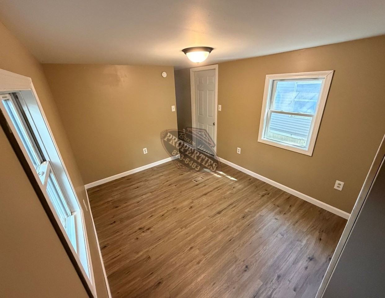 7 Baker - Photo 4 of 12