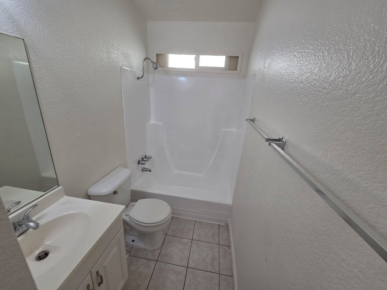716 Sycamore St - Photo 6 of 22