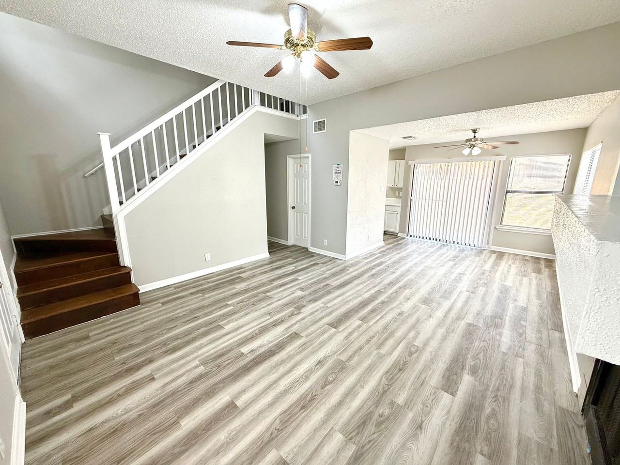 4138 Mystic Sunrise Dr - Photo 3 of 22