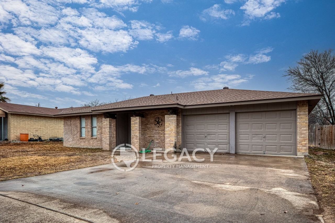 104 Sombrero Dr