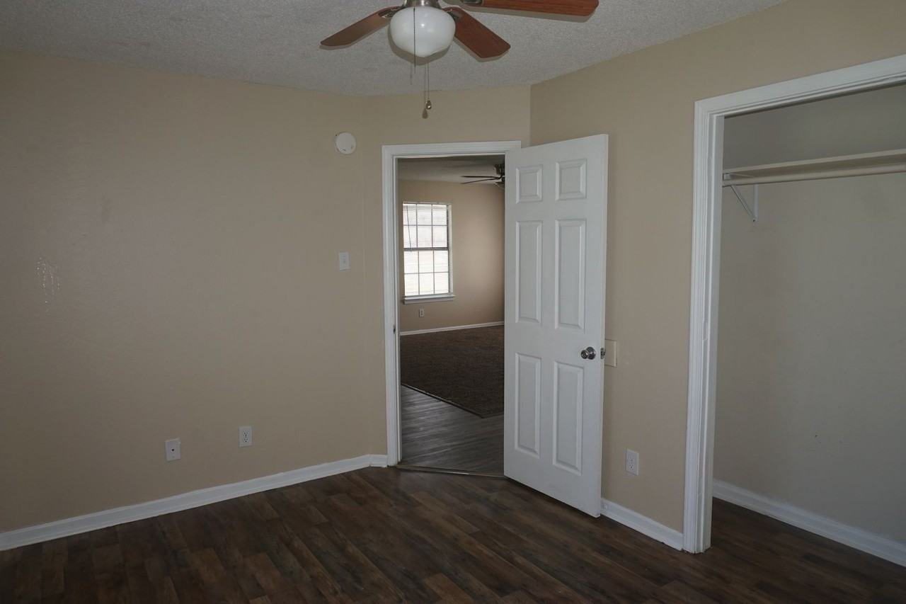 152 North Ave - Photo 7 of 10