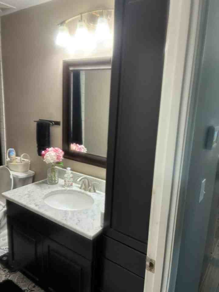432 Maryland Ave - Photo 7 of 31