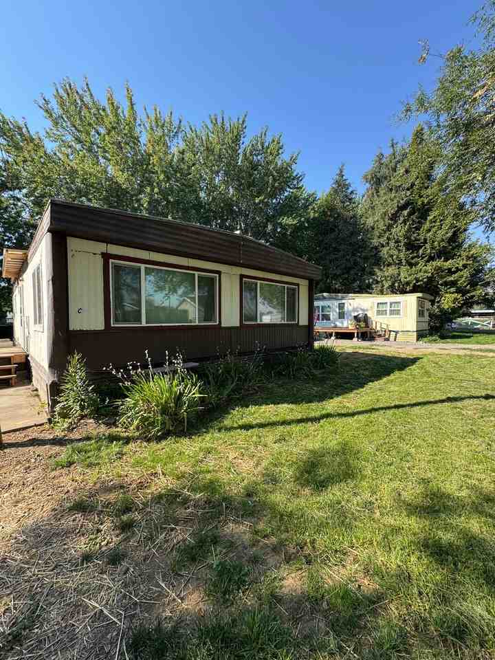 2713 S 34th Avenue - Photo 2 of 11