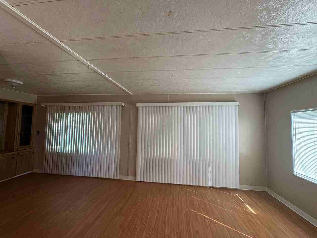 2713 S 34th Avenue - Photo 5 of 11